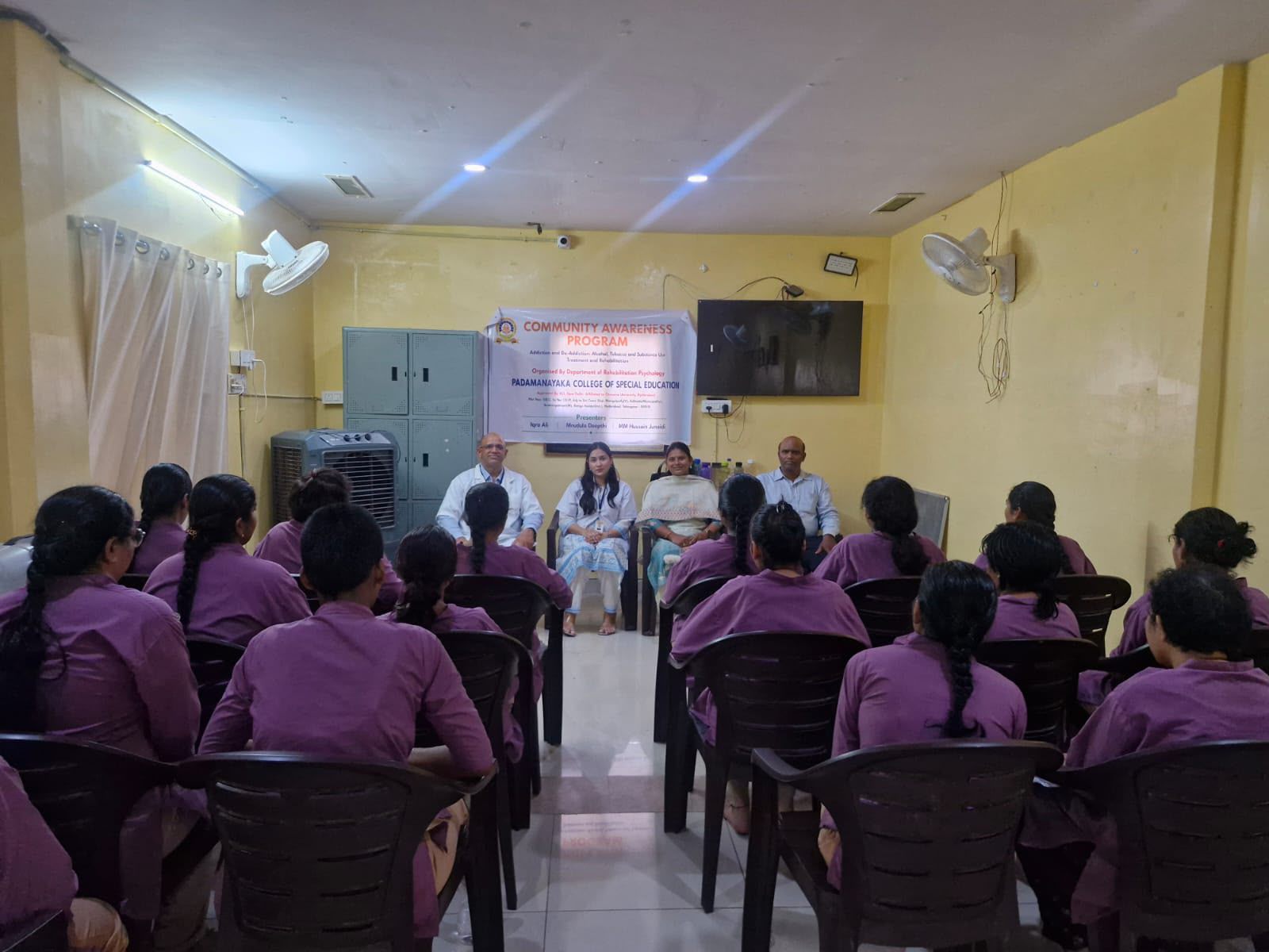 Workshop or community program session